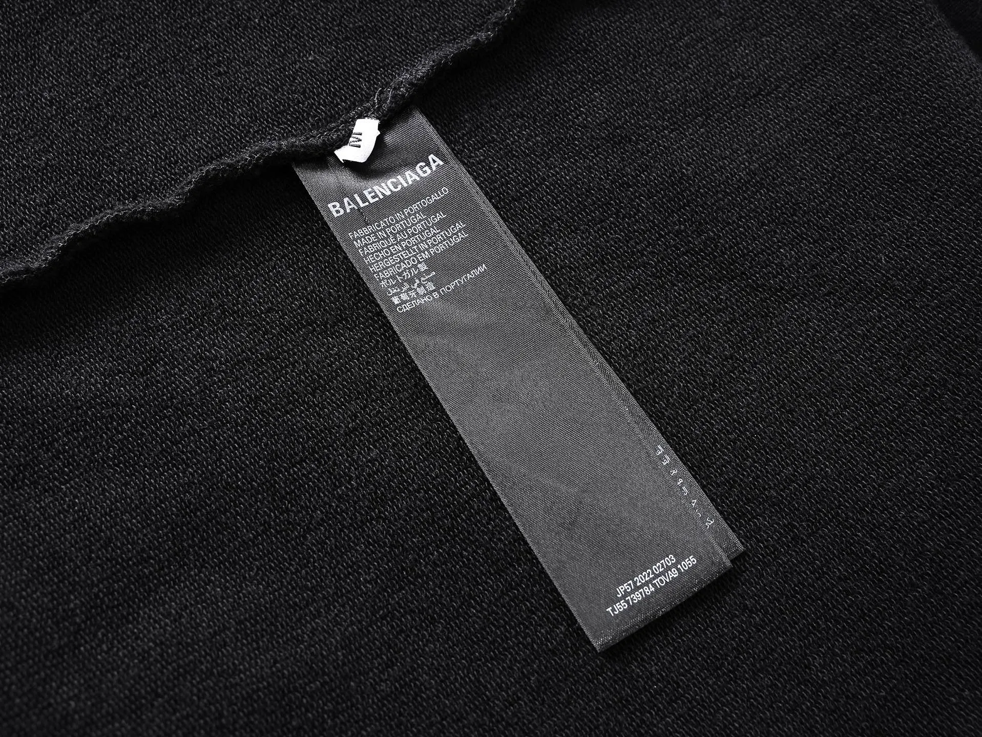 BALENCI*GA Classic . . . . . . . 460g . Same Style -Color：Black -SIZE：Xs S M L 8989#